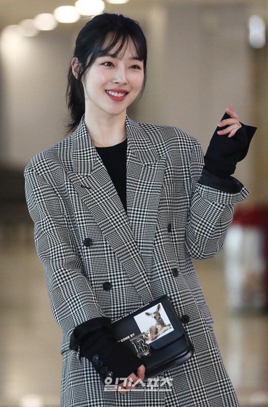SULLIXYA's tweet photo. 5년 전 정말 좋아하는 날의 진리🩶 https://t.co/ar42BcsbCj