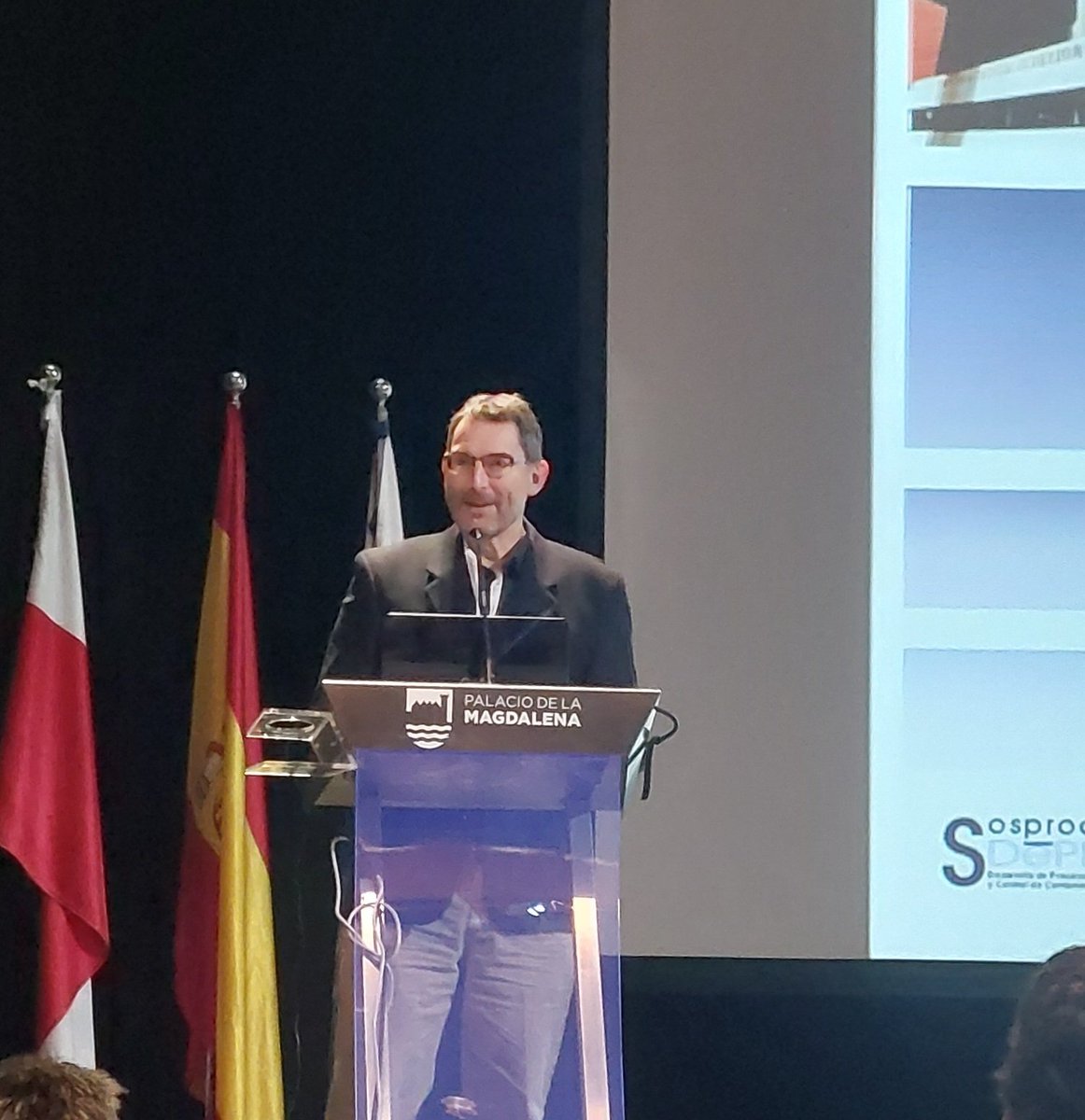 Contaminantes ambientales, PM  y patología respiratoria 🫁🏭🚗 Ignacio Fernández  Olmo <a href="/ETSIIT_UNICAN/">ETSIIT_UNICAN</a> Dra. Isabel Urrutia <a href="/OSIBGaldakaoESI/">OSIBarru-GaldakaoESI</a> #aathmaFENOP #SOSPROSCAN #PM10  #contaminantesinhalados #pollution #IXACINAR  #asmacontaminacion #asthmarxacerbation