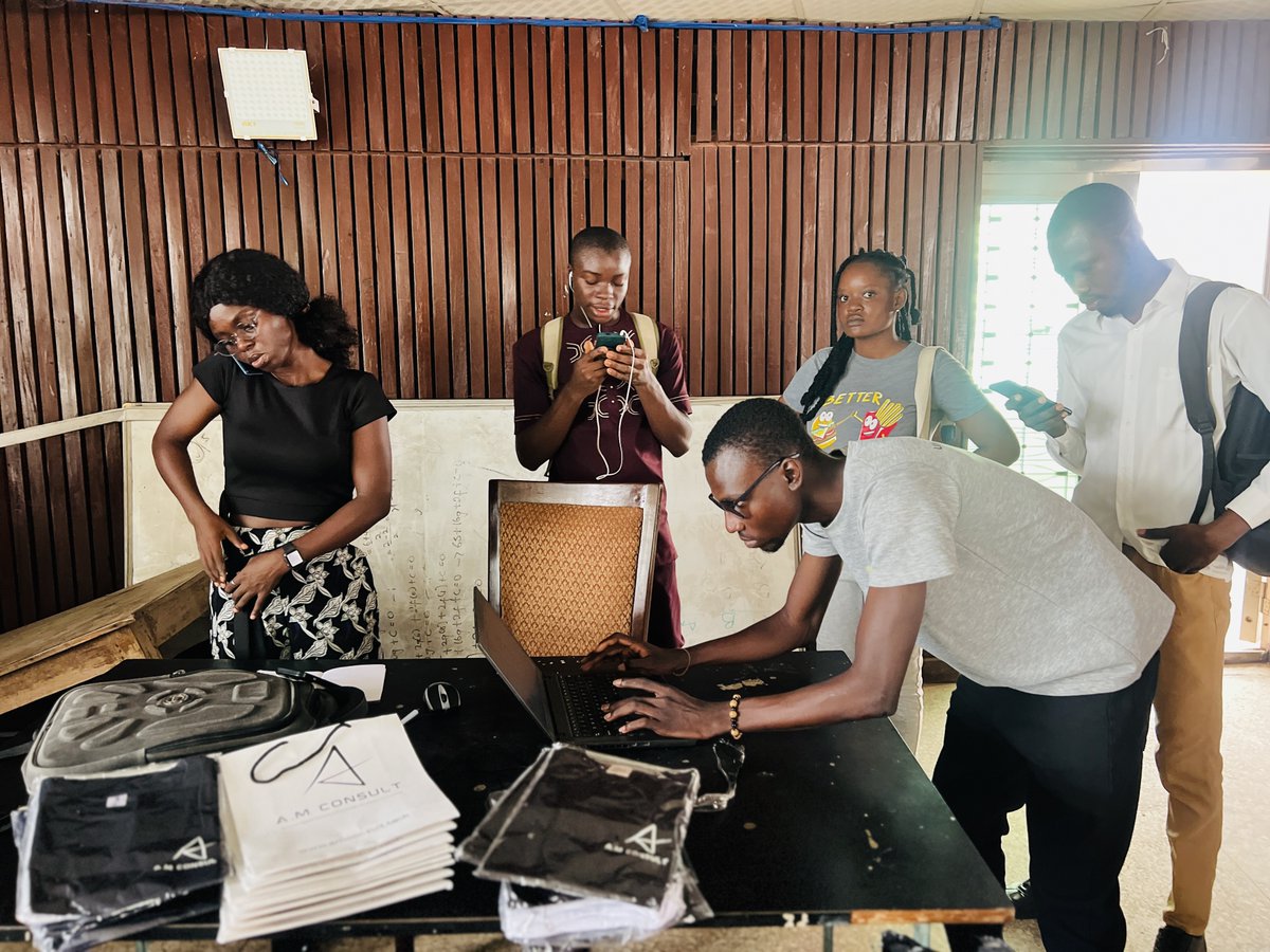 OyopowerUG's tweet photo. Registration for the #GPPBIbadan2024 is underway, and the energy is electric. Can't wait to dive into the world of Power Platform with all these amazing participants!

Join us now. 
#GPPB2024 #GPPB2024IBADAN https://t.co/CPGLZlbnFo