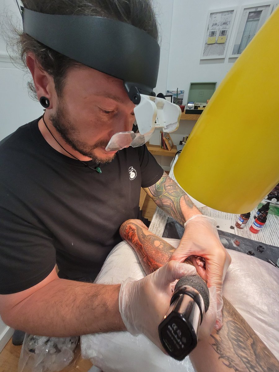 This guy is one of my favourite I've met in web 3.0

Deadset fking legend

I was lucky enough to have him add to my arm, and look forward to catching him at <a href="/SolanaConf/">Solana Conference</a> 2024

I've been waiting for him to join <a href="/drip_haus/">DRiP 💧</a> and look forward to seeing him smash it!
🏃‍♀️🏃