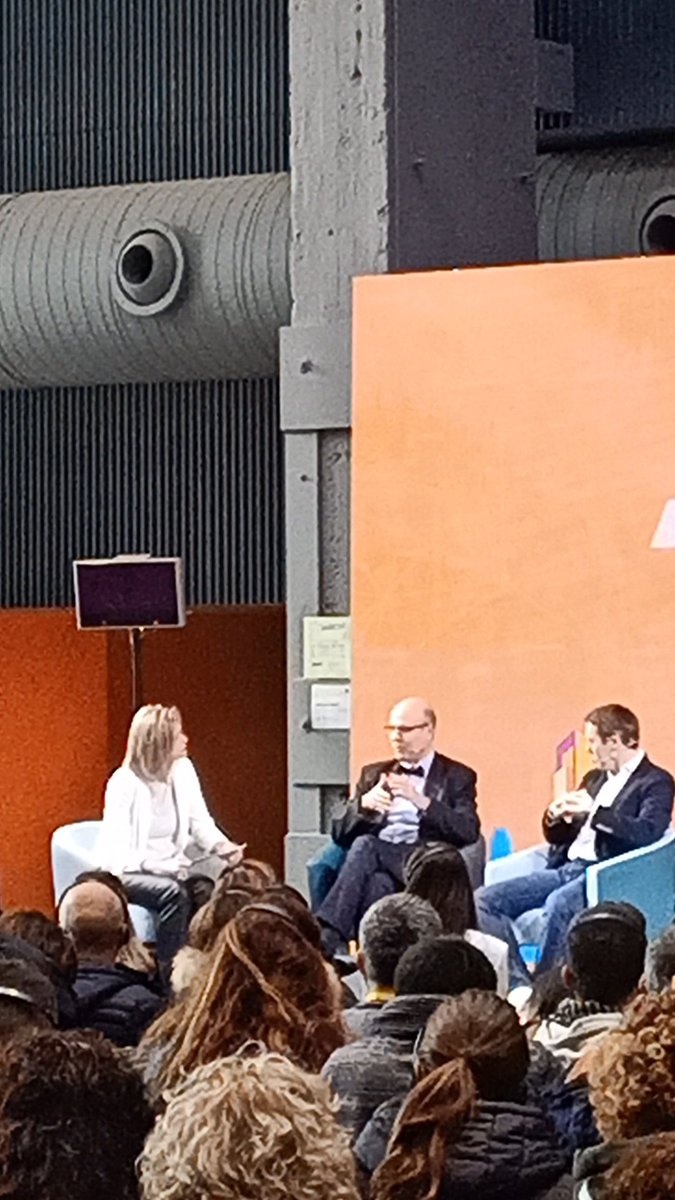 Ana en estado puro, un lujo!!!
Junto a los Drs. Ampudia y Roque Cardona.
¡No se puede pedir más!
<a href="/arediabetis/">AREDI - Associació Ajuda a la recerca en diabetis</a>