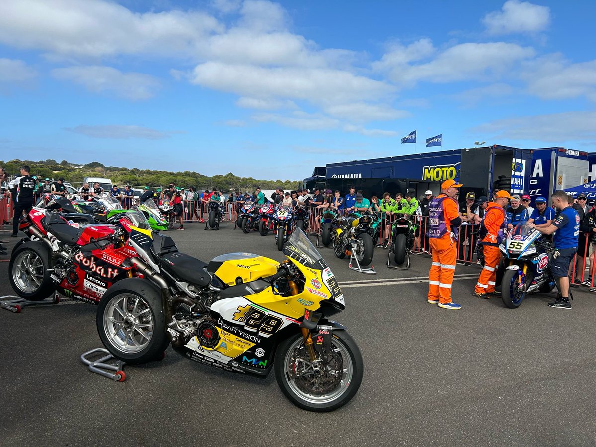 clinicamobile (@clinicamobile) on Twitter photo First <a href="/WorldSBK/">WorldSBK</a> race of the season 2024 and first full Italian podium ๐๐
Congratulations <a href="/nbulega/">Nicolรฒ Bulega</a> <a href="/alocatelli55/">Andrea Locatelli</a> <a href="/andreaiannone29/">Andrea Iannone</a> ๐๐๐
#AustralianWorldSBK ๐ฆ๐บ #race #firstrace #racing First <a href="/WorldSBK/">WorldSBK</a> race of the season 2024 and first full Italian podium ๐๐
Congratulations <a href="/nbulega/">Nicolรฒ Bulega</a> <a href="/alocatelli55/">Andrea Locatelli</a> <a href="/andreaiannone29/">Andrea Iannone</a> ๐๐๐
#AustralianWorldSBK ๐ฆ๐บ #race #firstrace #racing