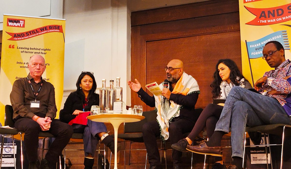 WarOnWant's tweet image. How do we ensure that transitions to sustainable, equitable &amp;amp; climate-protecting economies centre equality &amp;amp; justice?

One of the first sessions at #AndStillWeRise is ‘Putting the Justice in the Just Transition’ with @nnimmob, @safbf, Tejal Kaniktar, @JKSteinberger &amp;amp; @MattWrack.