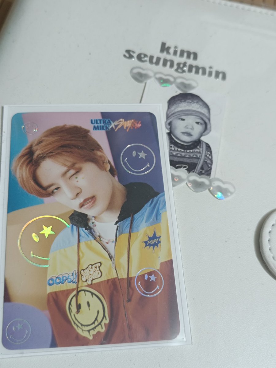 2mcart's tweet photo. wts lfb skz straykids ph

seungmin ultramilk photocard
₱275

dop: payo
mop: gcash, maya
mod: j&amp;t, ggx
condi: has marks and scratches (received it that way) https://t.co/I3UnOgOKdB
