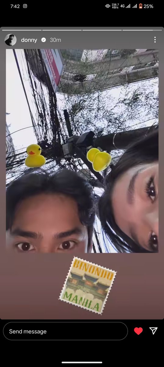 mainlyfor_DB's tweet photo. Paano naman kaming mga walang pair 

#DonnyPangilinan #BelleMariano 
#DonBelle #CantBuyMeLove https://t.co/mEoYciPbXy