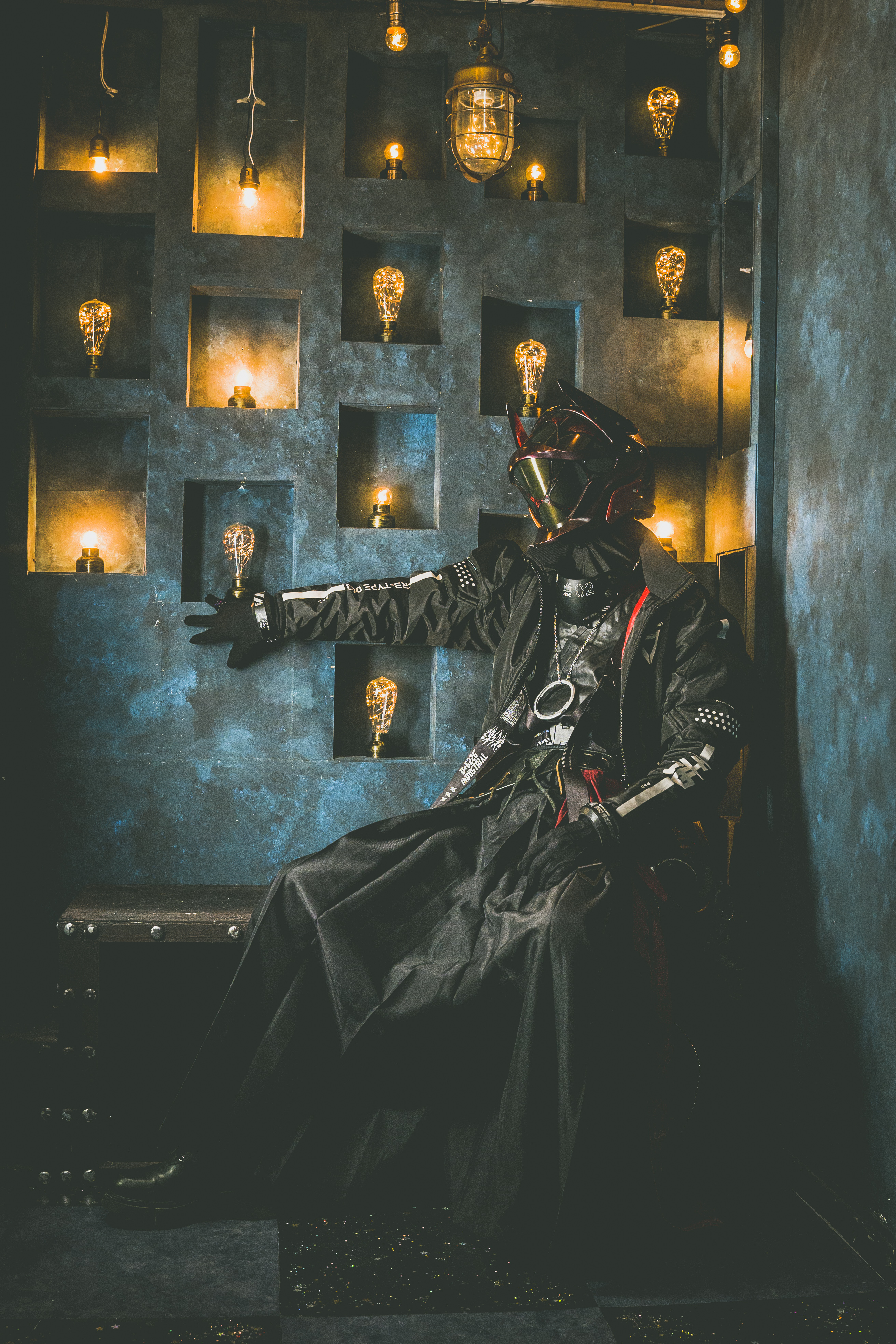 [​IMG]