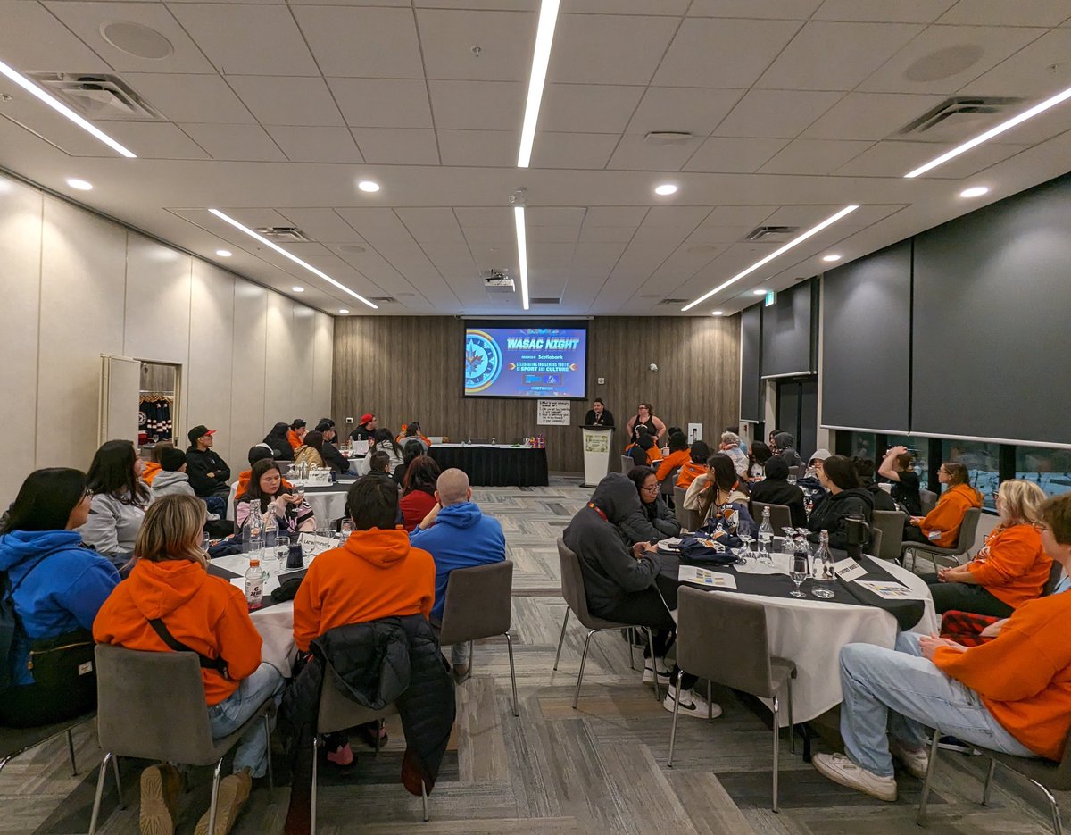 wasacnews's tweet image. WASAC welcomes youth from Pauingassi First Nation, Northlands Densuline First Nation, Bunibonibee Cree Nation, Shamattawa First Nation, Minegoziibe Anishinabe First Nation, and the Métis Community of Duck Bay for @NHLJets #WASACNight &amp;amp; @ManitobaMoose #FollowYourDreamsDay Games