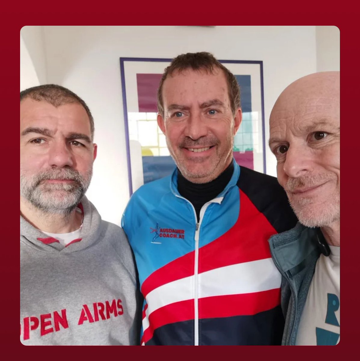 Hat man als Coach die „Lizenz zum Töten“
In ö „Lauf Alter - der Laufpodcast“ behauptet „#Ausdauercoach“ Harald Fritz im #Talk mit <a href="/egothVerlag/">egoth Verlag</a> -Chef Egon Theiner genau das. Und  einiges mehr.
Reinhören?
open.spotify.com/episode/3jvqUO…

#laufen #sport #podcast #Training #gesundheit