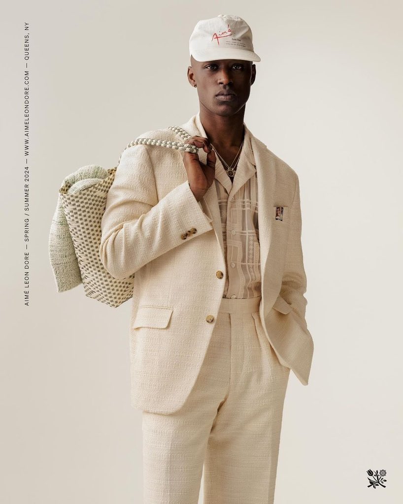 rooomxix's tweet photo. @aimeleondore SS24 Lookbook consists of the warm knitwear along with Porsche &amp; New York Yankees😍 https://t.co/QgBfW94tHJ