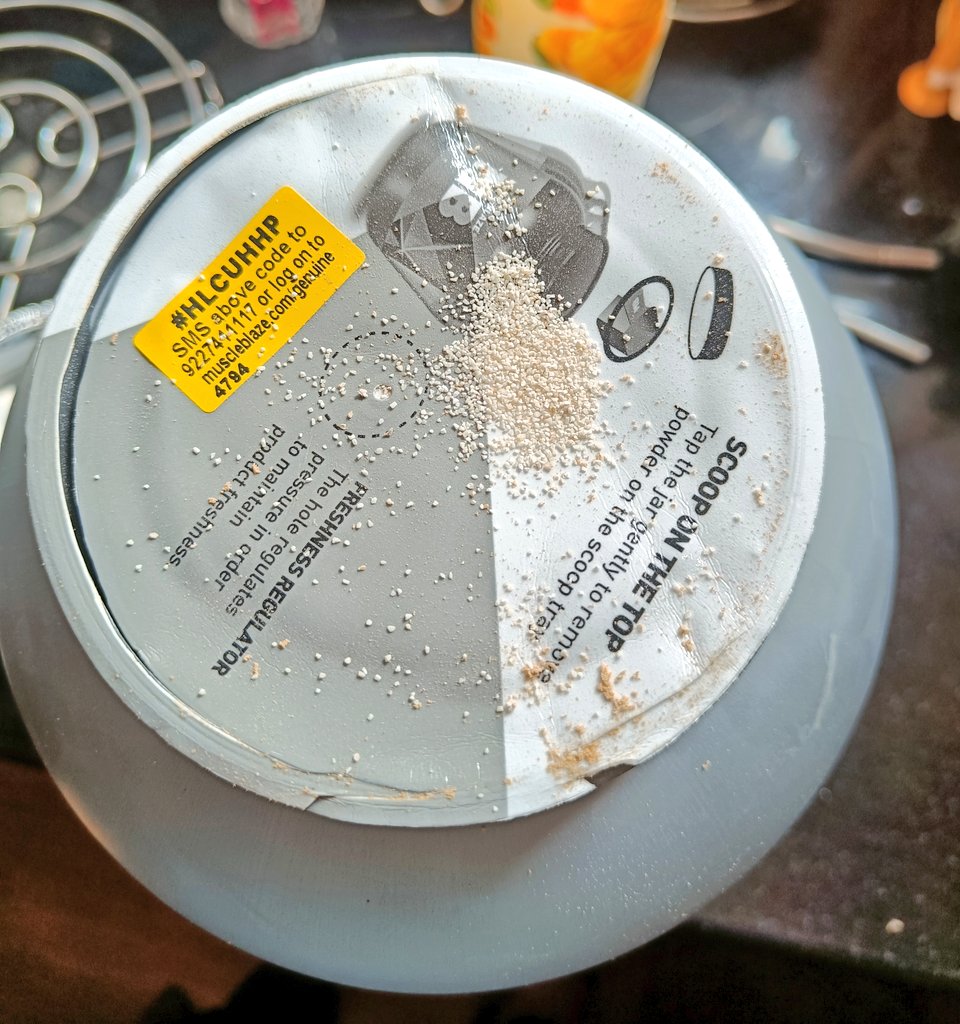 mihirseth7's tweet image. Ordered #muscleblaze biozyme protein from @Healthkart &amp;amp; I have never been so disappointed with packaging as the seal was broken, all the protein has dried up. Raised it with #healthkart

But they are denying to do anything. Please consider twice before ordering from @Healthkart