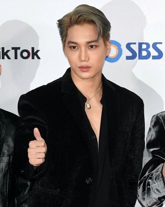 <a href="/sarawrat/">𝑷𝒆𝒓𝒚𝒐𝒍 𝒅𝒙𝒏</a> <a href="/niungyi/">ؘ</a> <a href="/dailydixon/">𝐷𝐼𝑋𝑂𝑁</a> sangat amat berterima kasih untuk yg udah sayang sm dixon sampai saat ini, semoga kedepannya pun kita masih bisa saling support satu sama lain. sekian terima gaji. 

dixon mantul 👍

saya serahkan kepada nannies selanjutnya, <a href="/gisellaei/">utcha, dxn.</a> 

#7UCKYDXN