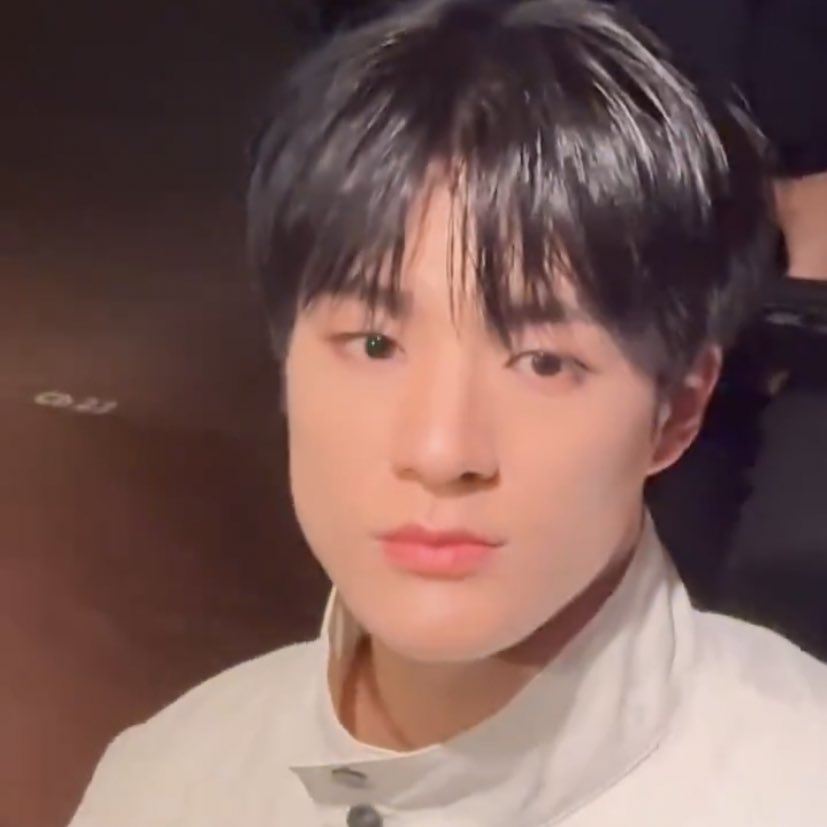 LJNFEED's tweet photo. speaking of the cutest gba

JENO AT FERRAGAMO MFW 
#FerragamoFW24xJENO 
@Ferragamo https://t.co/Rx2jDGBtSm