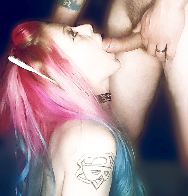 Sexy Saturday. I think I'm pretty sexy with a dick in my mouth. I meant good morning. https://t.co/S<a href="/tag/superbowl"class="tags"><span>#superbowl</span></a>