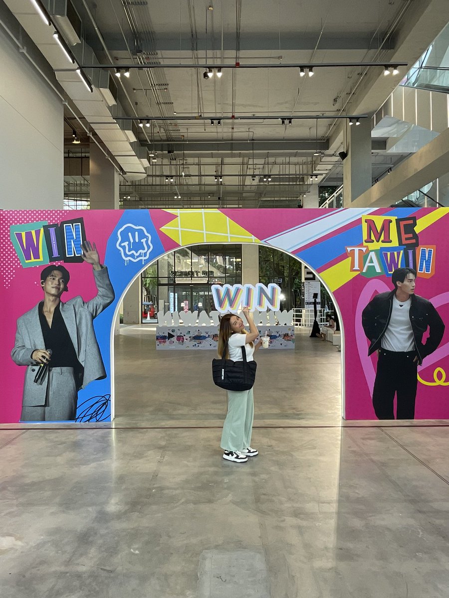 FernSuphattar40's tweet image. แวะมาหาพี่น้องวินละน๊าาา ✨🤏🏻🐰💚 
ถ่ายรูปมาเยอะจนเลือกไม่ได้เลย 🤣 

WIN 25TH BIRTHDAY 
#25thParallelwithWin 
#ParallelPulsewithWIN 
#WINfinity2024
#winmetawin @winmetawin