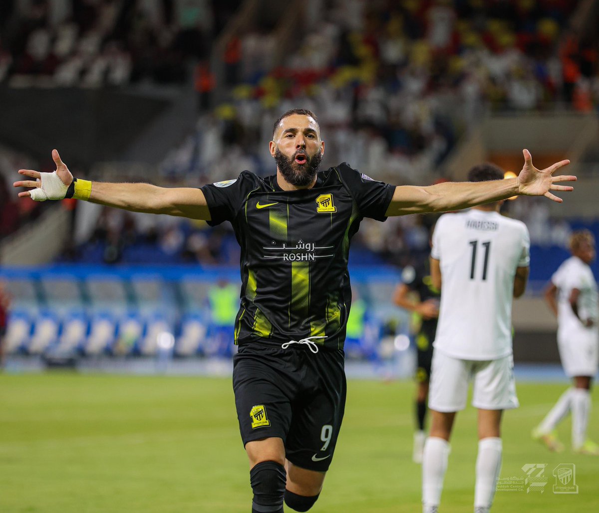 IIx3ziz's tweet image. يستاهل الدعم اللاعب يحتاجنا للعودة لمستواه .. كلنا مع البالندوري 💛💛🫶🏻
 #WeStandWithKarimBenzema