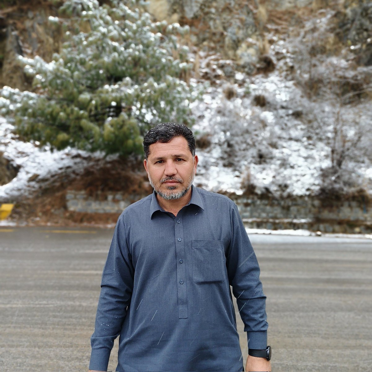 KhewaJanAfridi's tweet image. ✍️مختصر اچھے الفاظ📚

زندگی میں بس دلوں کو جیتنے کا مقصد رکھنا ورنہ دنیا جیت کر تو سکندر بھی خالی ہاتھ گیا تھا۔

👑❤️🦋🕊️
#ProfilePic 
#ProfilePhoto 
#ProfilePic2024 
#February2024 
@AnwarAfridi313