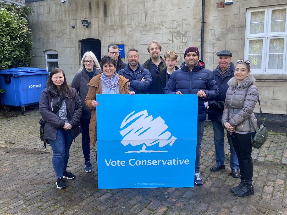 Another great team canvass, this time in Shirley East ward with @KarenGrinsell @Cllr_MarkParker Thanks to all for joining us..