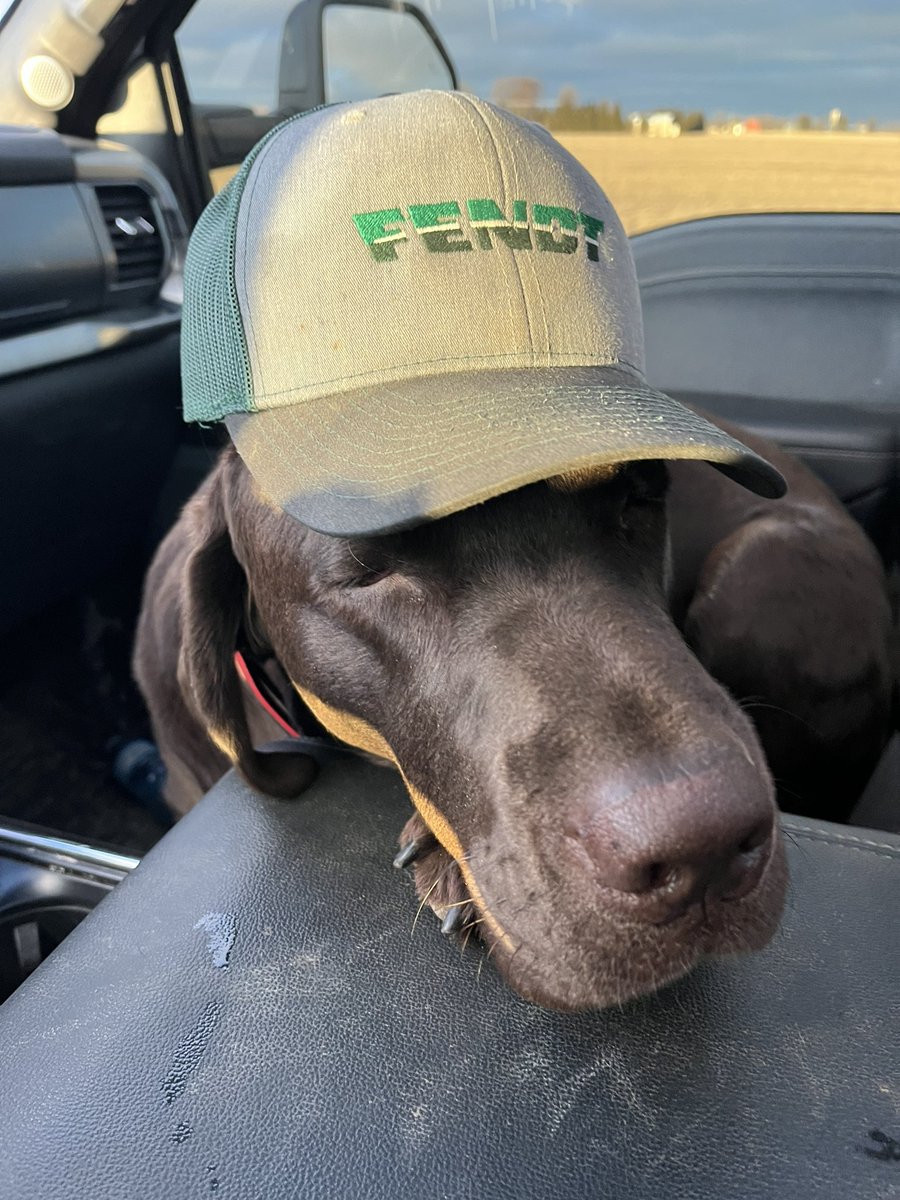 Harris is getting geared up for Saturday morning tractor ride @AdvantageFarm @Fendt_NA @AGCOcorp