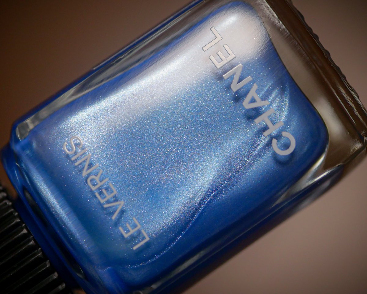 CHANEL ヴェルニ 179 ラグーン CHANELの3月発売のスプリング