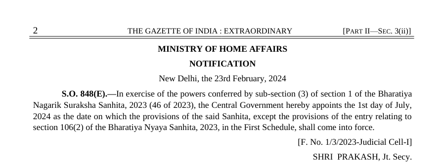CiteCase's tweet photo. New Criminal Laws viz. Bharatiya Nyaya Sanhita, Bharatiya Nagarik Suraksha Sanhita and Bharatiya Sakshya Adhiniyam to come into force on 1st July 2024.

However, the 'hit and run' [Section 106(2) BNS] provisions will not come into force on the said date. https://t.co/ekDnYTMWtG