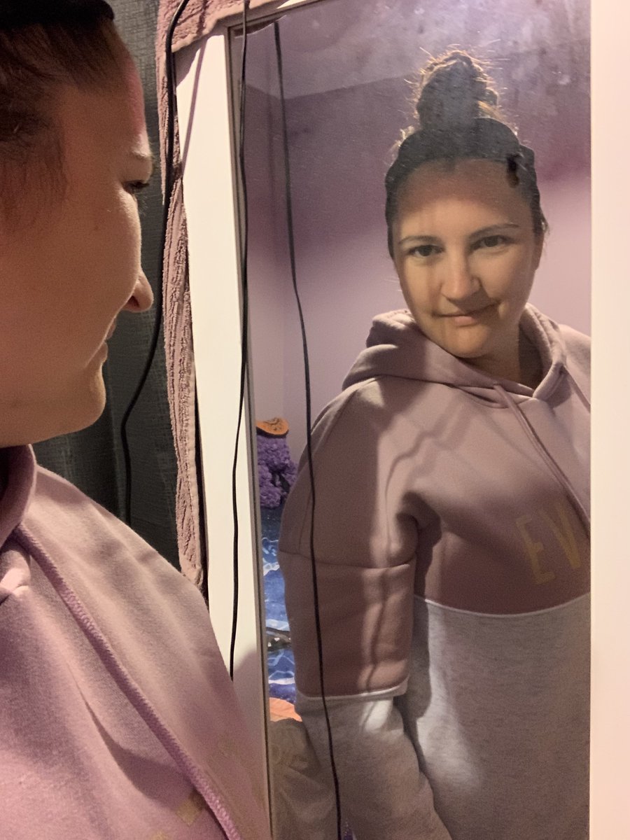 wolf_queen_86's tweet photo. Here’s a bit of a #Trippy #Selfie for #Day24 of #February of the #SelfieADayFor365DaysChallenge it’s #SelfieCeption #SelfieADayChallenge https://t.co/MEILjsuN88