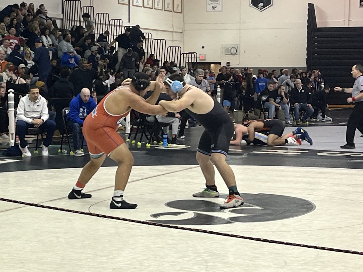 LCMR wrestlers competing at NJSIAA Region 8 tournament. Good luck to all trying to qualify for Atlantic City. Go Caper Tigers. ⁦@lowercapemay⁩