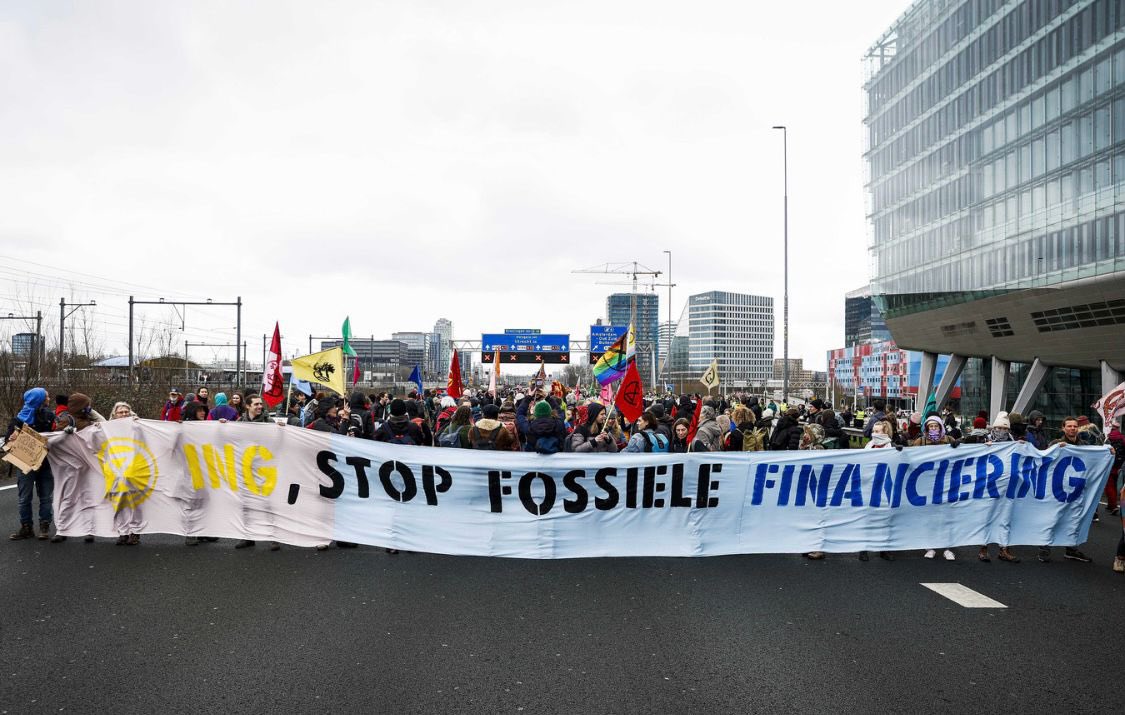 Stop @ingnl #StopFossieleFinanciering 
#A10 blokkade