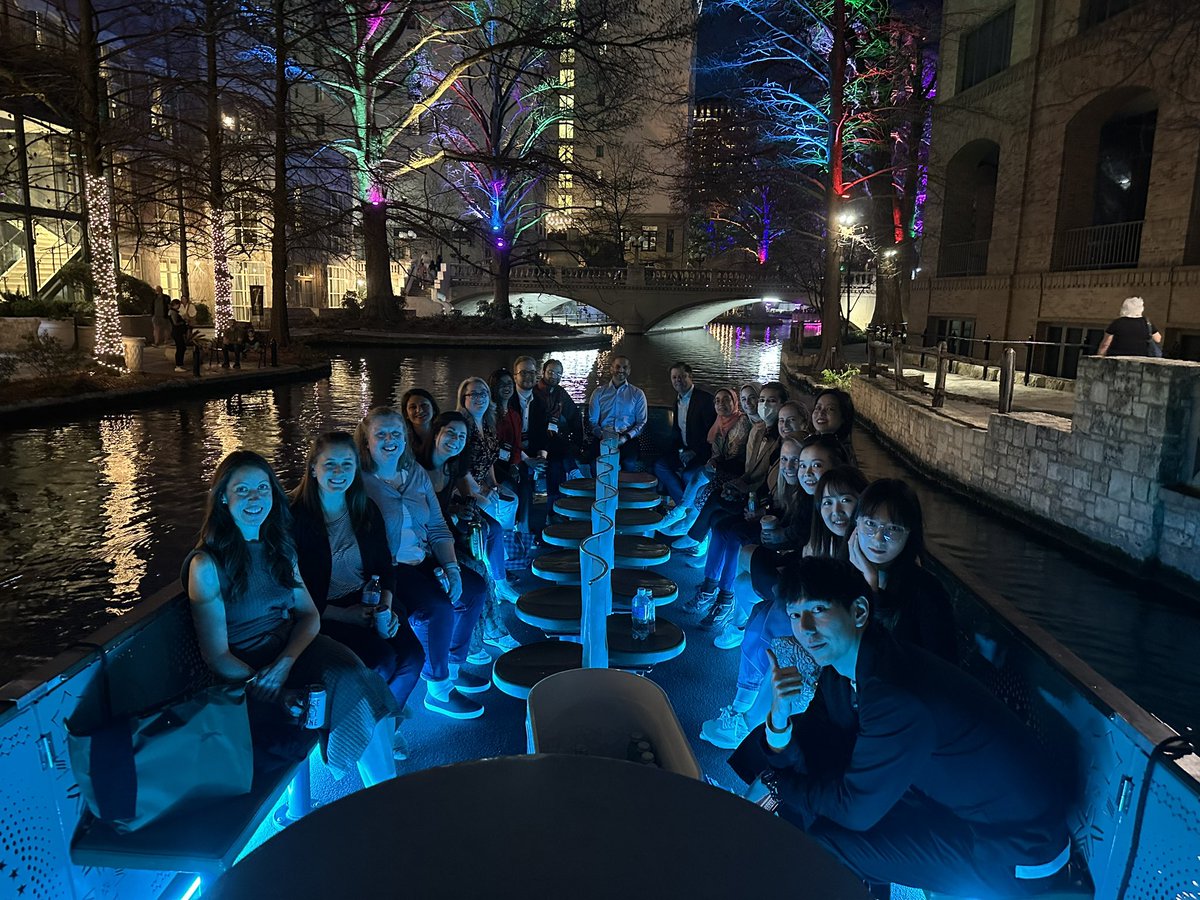 Enjoying a #Tandem24 evening with <a href="/cibmtr/">CIBMTR</a> WTCL program (all ⭐️s), statisticians and Sci Directors and Joe, our 🛥️ Captain.  Such a great way to celebrate our 1st WCTL Tandem!!!