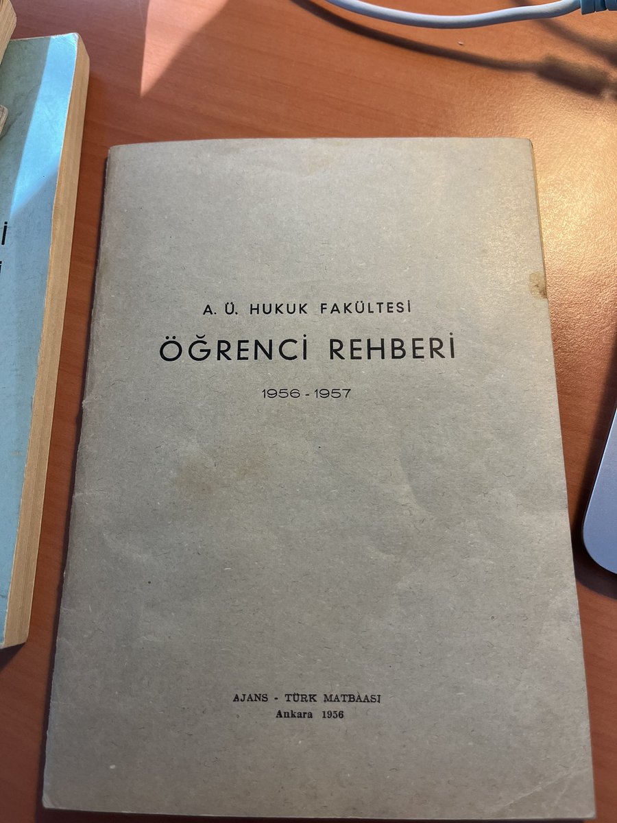 Her meslek de oldugu gibi diploma sahibi olmak baska, o mesleğin ehli olarak yetişmiş olmak yine baskadir.
