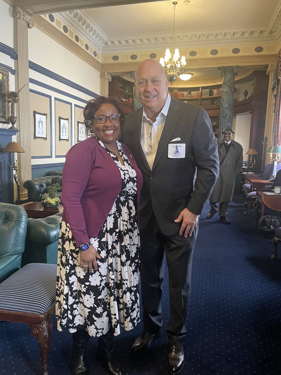 Sometimes we have special guests visit us in Annapolis.  Growing up as an O’s fan I was so excited to meet Cal Ripken, Jr who was one of the best short stops ever. #working4md