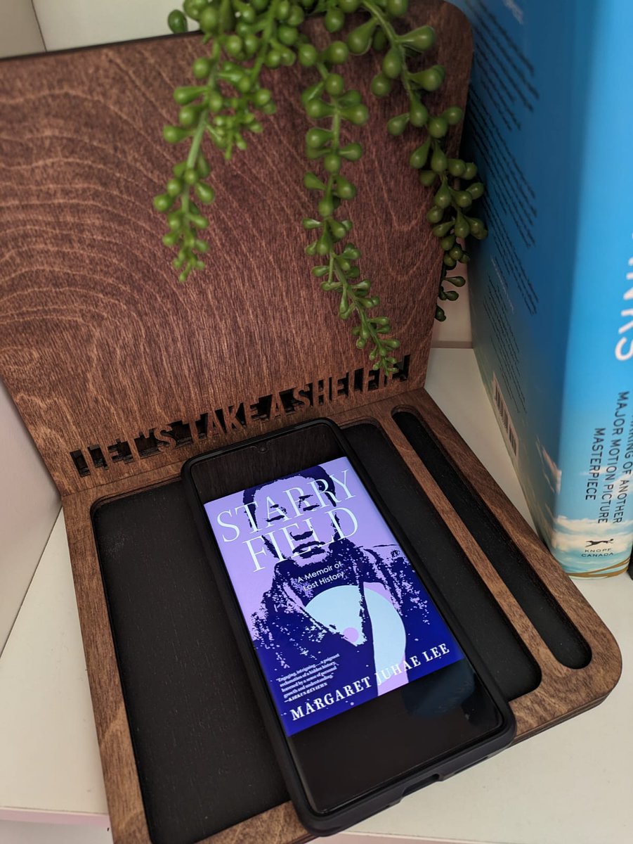 I finished reading #StarryField by <a href="/margaretjuhae/">Margaret Juhae Lee 이주혜</a> last night. Such a touching memoir that really spoke to me. I love that this piece of work willget passed down to generations with a past that will  never be hidden again. Review: instagram.com/p/C3uy_6hLnz3/…