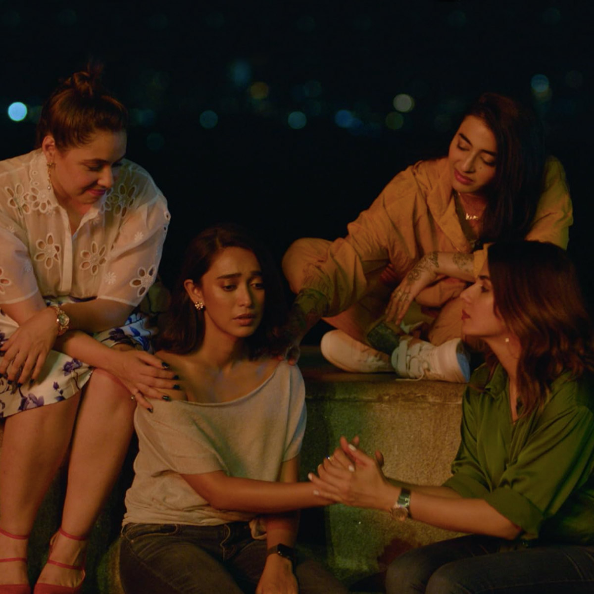 KansePrerana's tweet photo. ⭕OTT platforms are reframing women's roles on screen is by portraying them as multi-dimensional characters.
#CensorWebSeries
👉It's time to stand up against misogyny and create a culture of respect and equality. #RespectWomen
⭕Think of future & Make Bharat A Great Nation https://t.co/u7Ff3gbosm