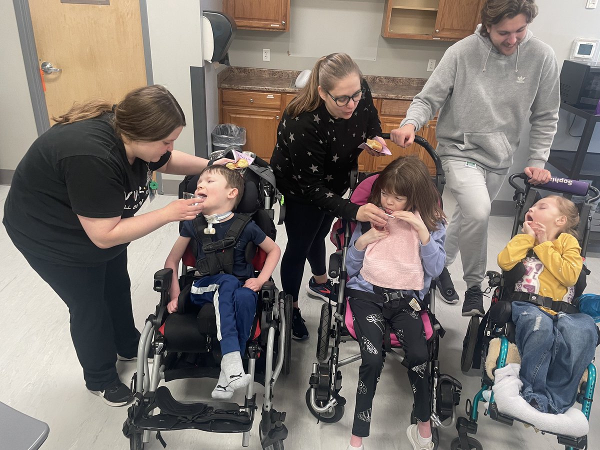 REACHCenterWSD's tweet photo. REACH had such an amazing time celebrating the approval of the new REACH building!#GreatDayToBeAGiraffe #WeAreWentzville #REACH https://t.co/ljStil2pQG