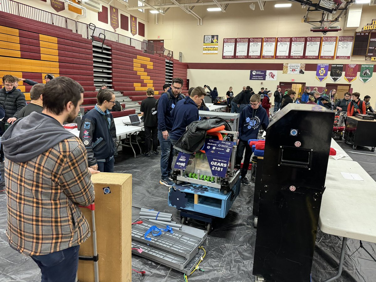 FRCTeam2181's tweet photo. It’s go time https://t.co/mGX3zWPAoX