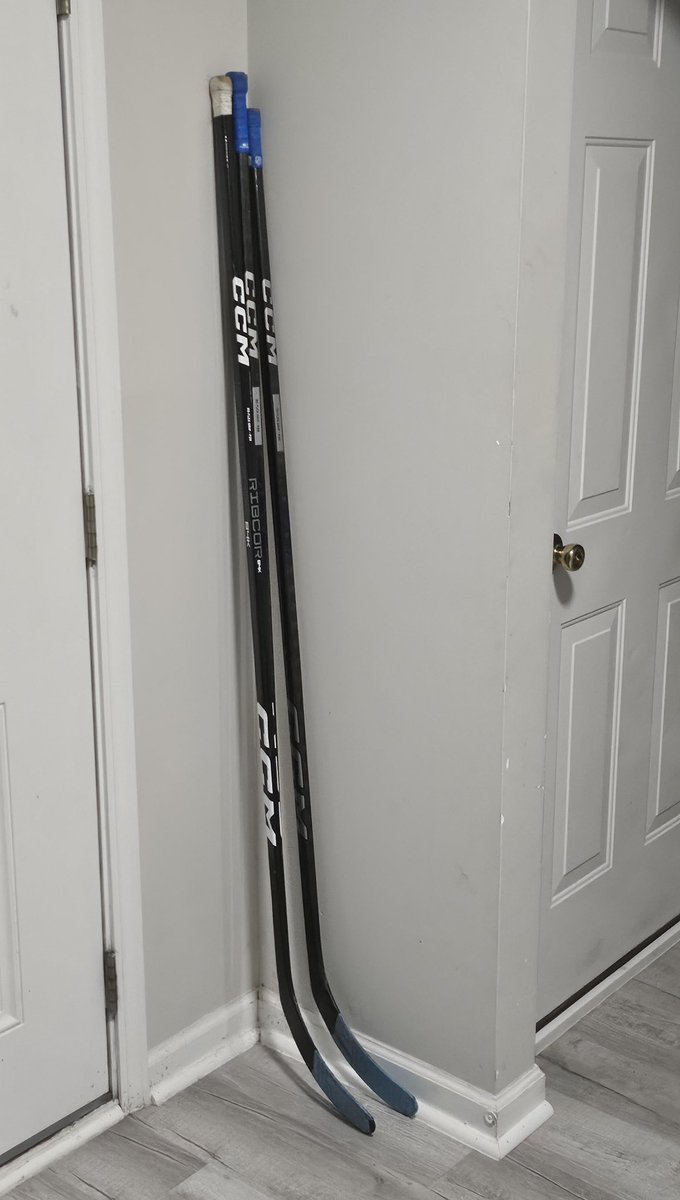 how many hockey sticks are there?