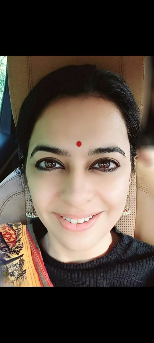 APratishtha's tweet photo. तमन्नाओं का कोई अंत नहीं
खुशियों का कोई कारण नहीं
और आनंद की कोई सीमा नहीं... ! हरि ॐ

#GuruMaa #AcharyaPratishtha #Acharyaji #quote #SpiritualQuote #YogaQuote #Yoga #Yog #Bharatyoga #Bharatyog https://t.co/QA0ZeV3bTZ