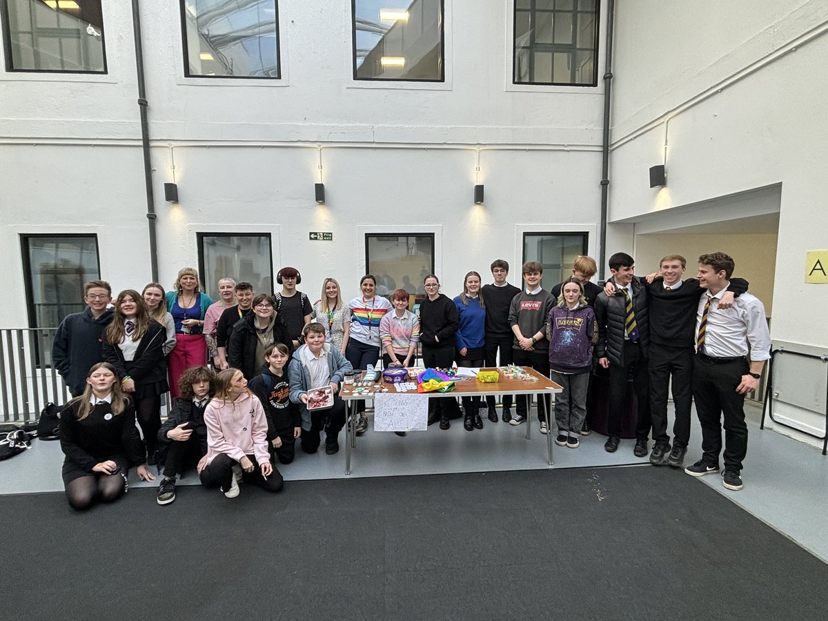 Huge well done to our <a href="/MarrAllies/">Marr College LGBTQ + Allies</a> team for putting on a fantastic Purple Friday 🌈 with a bake sale, face painting, Allies Stall and the best Bake Off competition. Well done Mrs M 👏👏👏 and all the bake off contestants 🍰💜💛