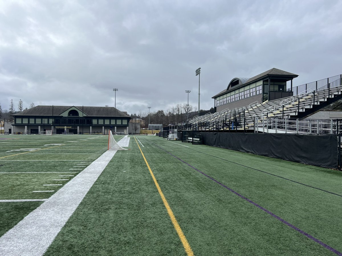 Thank you @Coach_Rorke and @WilliamsEphsFB for the tour of the prestigious Williams University!