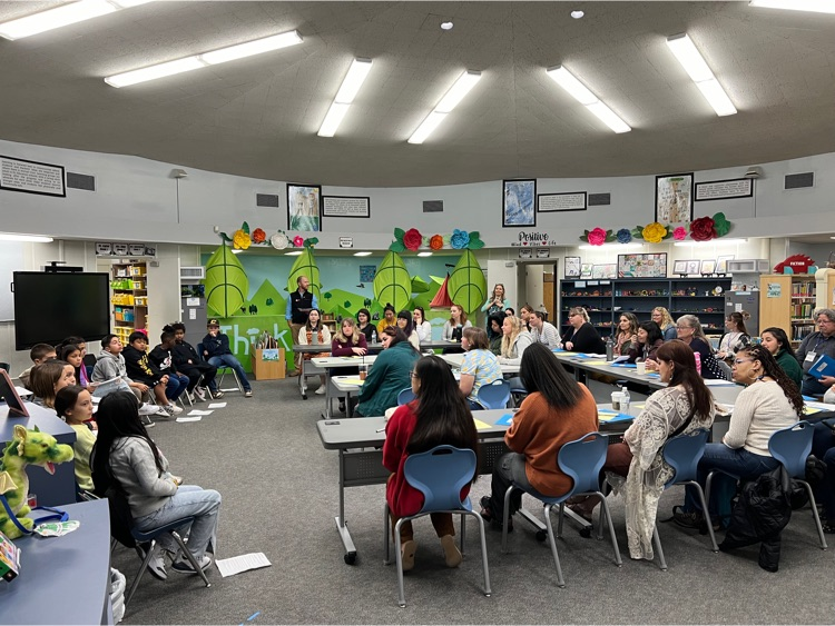 ConwayEUSD's tweet photo. It's a wrap! We hosted 60 educators from across the country at our 2 day Site Seminar. Couldn't have done this without our Conway crew's commitment to teaching, learning for continuous improvement, WE ARE CREW! @eleducation @EUSD https://t.co/UJoXq4anDF