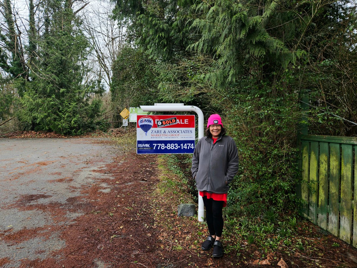 EarlaRiopel's tweet image. It's really SOLD! teamzare.ca/featured/12230… Thanks, Rooz &amp;amp;Team! To new owner, may you find happiness,wellness&amp;amp;prosperity in your new Surrey house🏡. Lots of fun things to do in this 11,233 sq ft ppty right at ♥️ Cedar Hills. Wishing you the best!🙂, from our family @NYCARE_Wellness