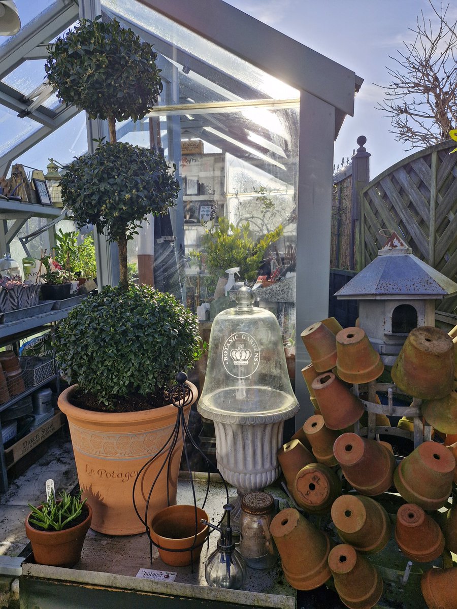 Darren Lakin tweet media