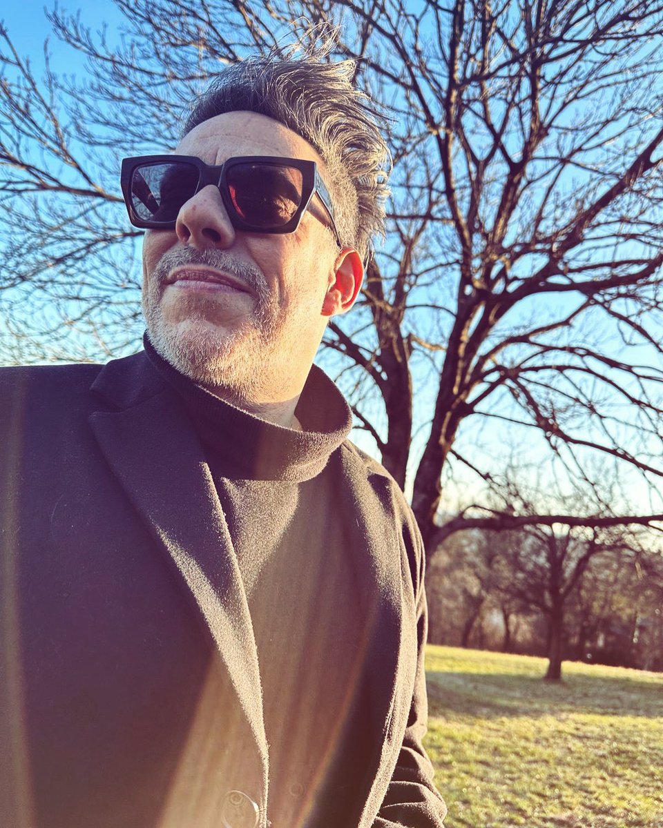 Did you listen to our new song "Say Something" yet? Aaaand the "Melancholia Beach" album release (March 29) is coming closer and closer ... just sayin‘. Can’t wait.

<a href="/FabriqueRecords/">Fabrique Records</a>