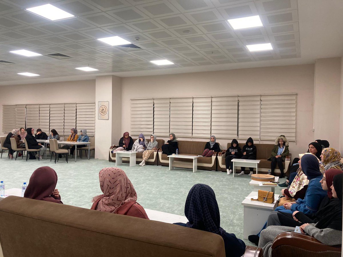 Yurt Müdürlüğümüzde Ramazan ayının müjdecisi mübarek Berat Kandilini Manevi Danışmanımız ile birlikte öğrencilerimizle dualar ederek kutladık.

🌼Meriç Öğrenci Yurdu🌼

<a href="/OA_BAK/">Dr. Osman Aşkın Bak</a> <a href="/selimakGSB/">Selim AK</a> <a href="/arzum_bulduk/">Arzum Bulduk</a>  <a href="/GSB_Edirne/">Edirne Gençlik ve Spor İl Müdürlüğü</a> <a href="/EdirneKYGM/">GSB Edirne Yurtları</a>