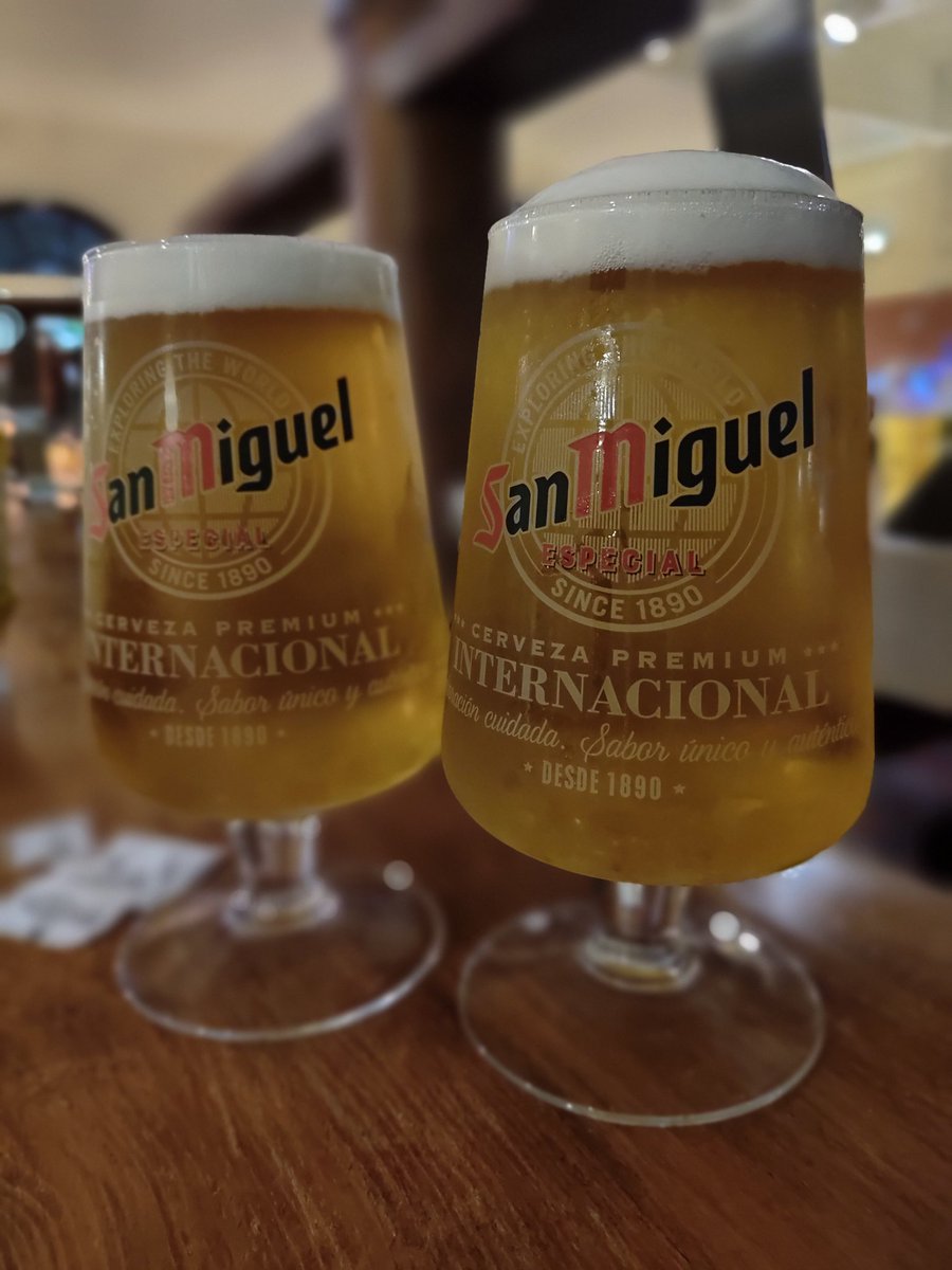 Pre ghost hunting drinkies...👻👻