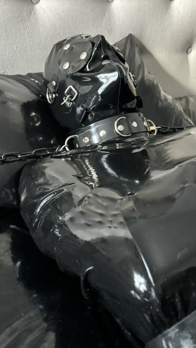 Gimperlondon (@gimperlondon) on Twitter photo And how do you spend your weekend? π₯΅π pics and bondagework by <a href="/rubbermatic/">rubbermatic_london</a> And how do you spend your weekend? π₯΅π pics and bondagework by <a href="/rubbermatic/">rubbermatic_london</a>