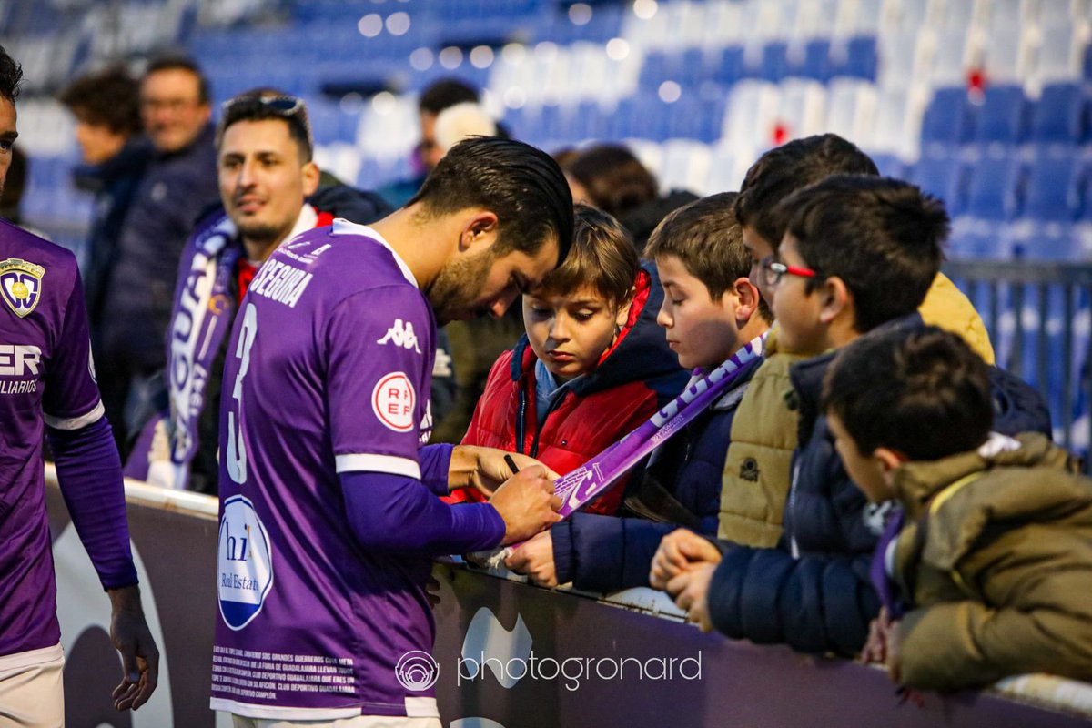 Tristes y dolidos por el resultado.

❤️‍🩹 Gracias por darnos ánimos y fuerzas en las victorias, en los empates y principalmente en las derrotas. 

💜 #AúpaDépor