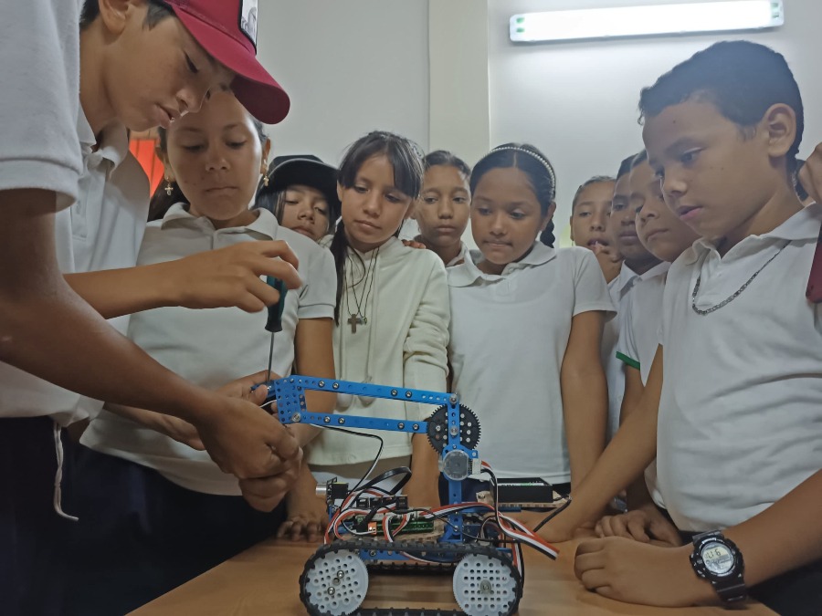 Ministerio del P. P para Ciencia y Tecnología tweet media