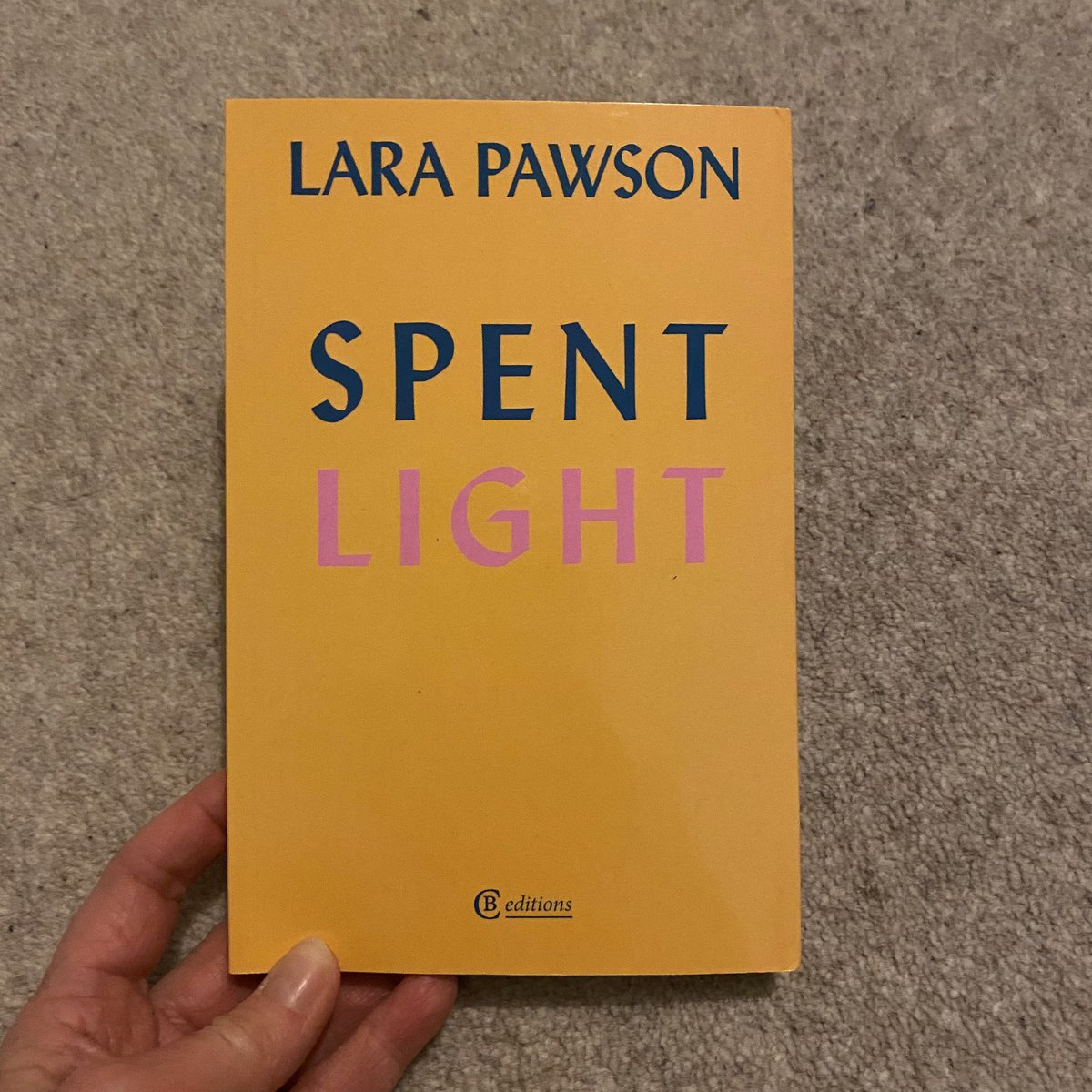 orlaowenwriting's tweet photo. ‘I do live with my emotional choke pulled out’

Just 1 of the superb lines in the brilliant #SpentLight by @larapawson Amazing writing - highly recommend 👏💛👏

Published by @CBeditions 

#books #BookTwitter #booktwt https://t.co/oj1dfR6jNd