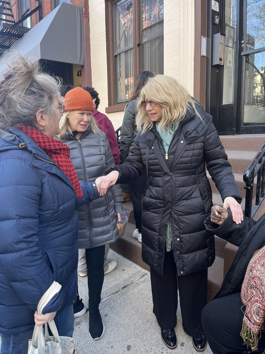 Fight, fight, fight, housing is a human right ✊ 

That’s not just a slogan — that’s a belief that runs deep within my bones ever since my landlord tried to evict me and my grandmother. 

We’ll solve #NY’s housing crisis by ⬆️ supply AND protecting tenants.