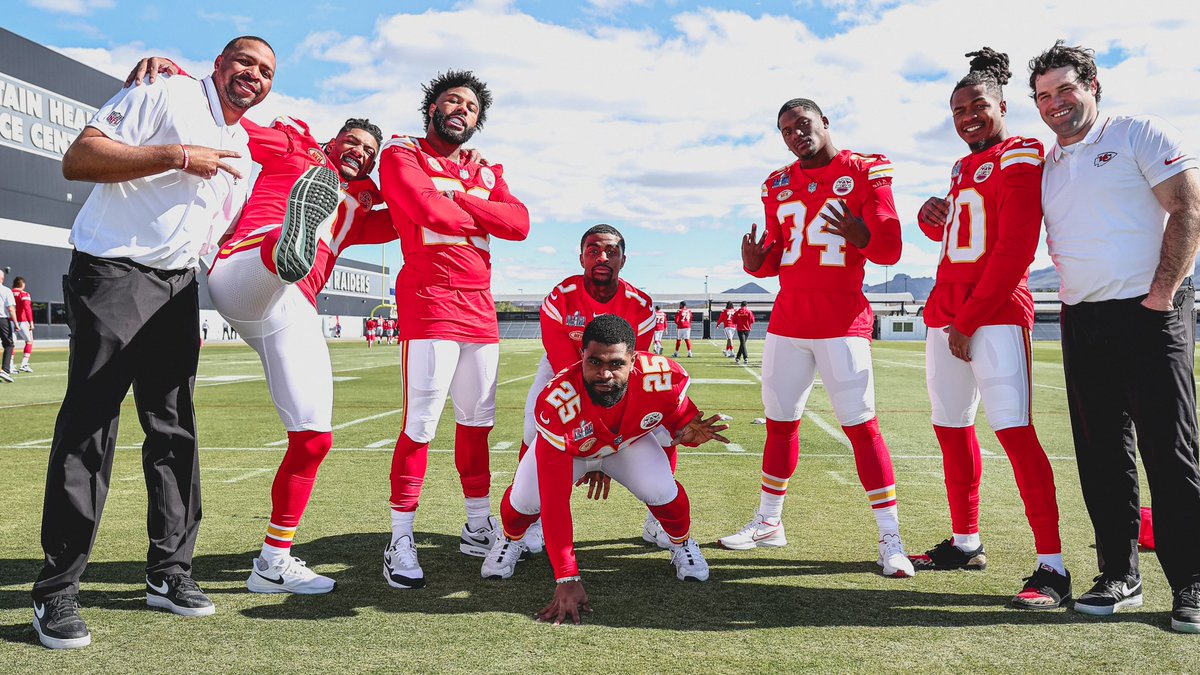 Chiefs tweet picture